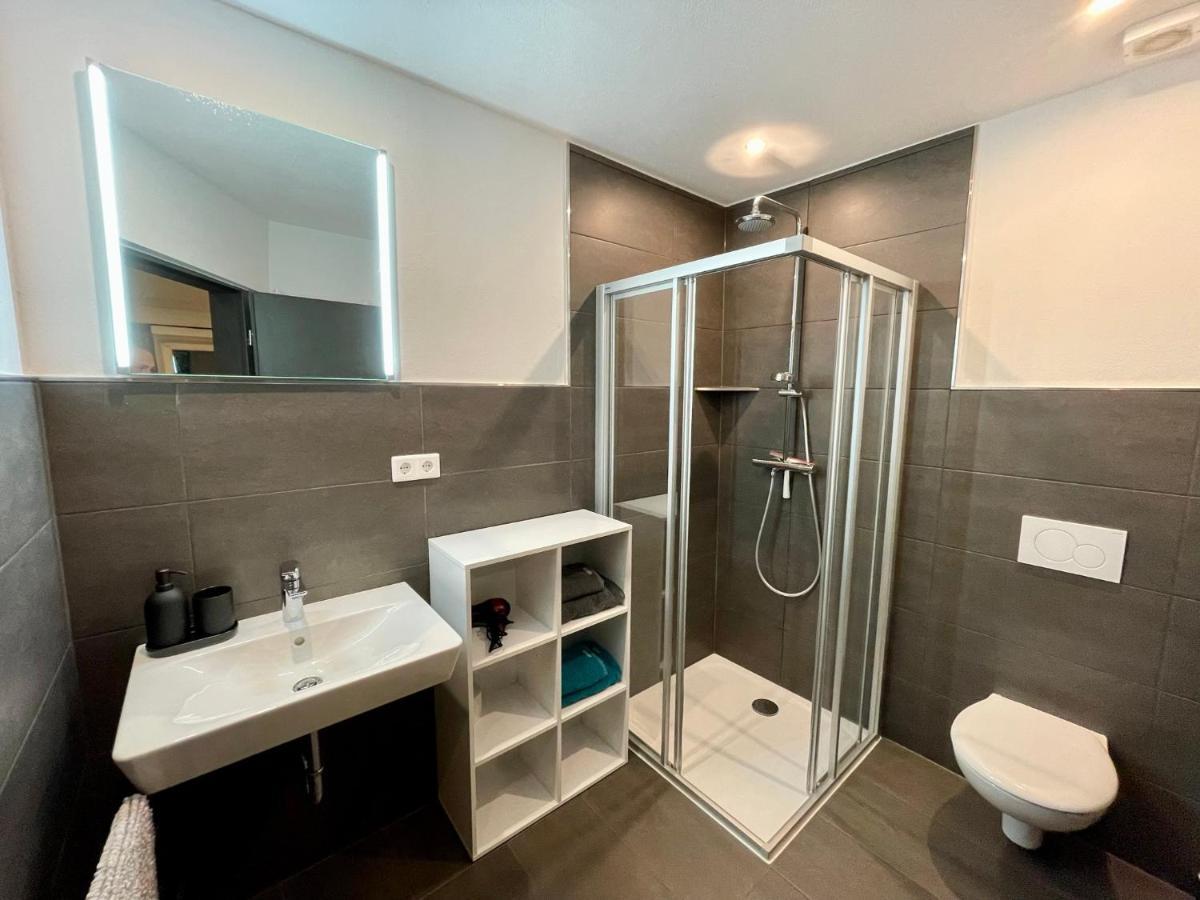 Luebkes Ferienwohnungen & Apartments Allendorf  エクステリア 写真